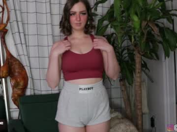 girl
        maeveminx cam image #502920