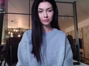 girl
        milla_jo cam image #4427115