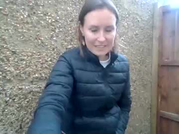 girl
        eatmypie69 cam image #1745363