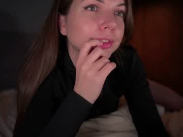 girl
        natalie_x cam image #2042449