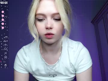 girl
        small_blondee cam image #645006