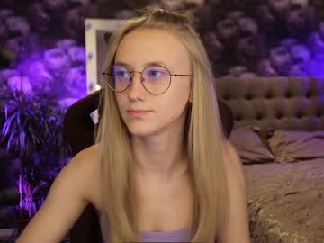 girl
        angeellina cam image #219710