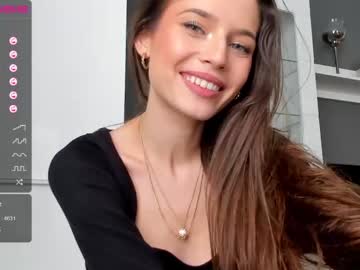 girl
        isia_slay cam image #183745