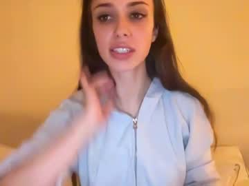 girl
        ariacutiee cam image #1005401