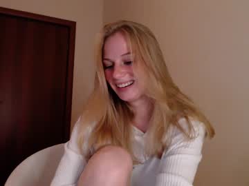 girl
        magic_couple13 cam image #1587411