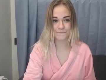 girl Webcam Girls Sex Thressome And Foursome with litlle_baby