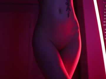 girl
        yesiamjasse cam image #1372065