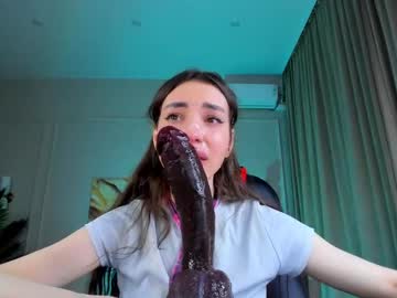 girl
        kriss_baby_ cam image #3814314