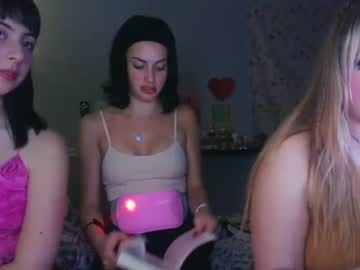 girl
        sabrinaaaxxx cam image #518310