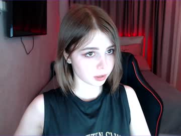 girl
        tripleprinces cam image #2363061