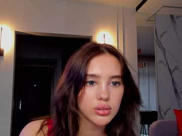 girl
        angella_kleee cam image #1566095