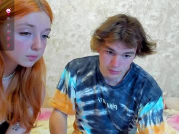 couple
        purumpumpum cam image #3398382