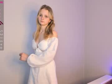 girl
        porcelain__doll cam image #1054209