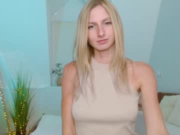girl
        kittyca1_love cam image #1567498