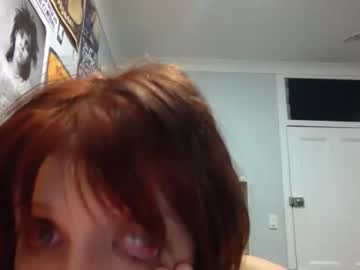girl
        bellainspace cam image #366006