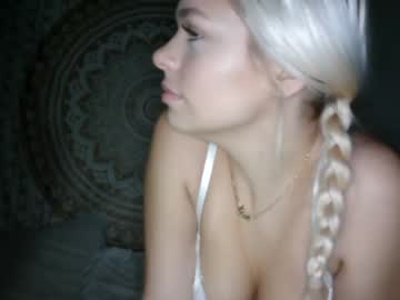girl
        cindyloulou1 cam image #2067031