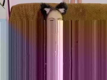 girl
        pinkypuppa cam image #3144107