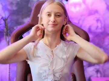 girl
        angeellina cam image #1567723