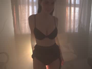 girl
        sophia_lean cam image #1029008