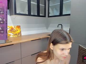 girl
        sloanesharp cam image #2764933