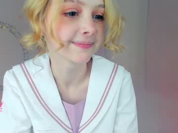 girl
        little_anitta cam image #4025035