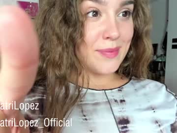 girl
        crazypaty cam image #1880500