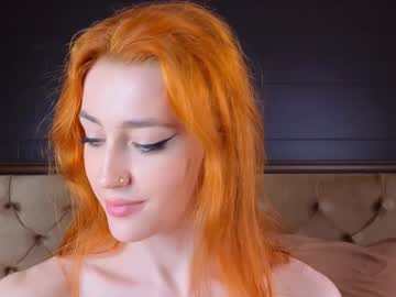 girl
        chloe_rizzi cam image #2886068