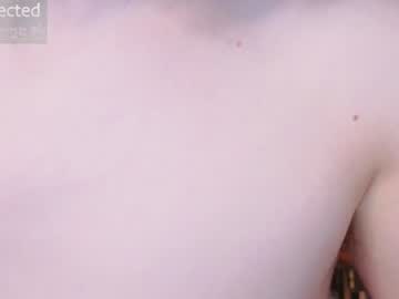 girl
        _lightmyfire cam image #4036001