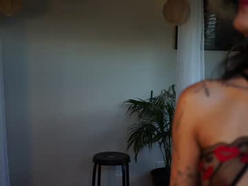 girl
        jadeperez_ cam image #1368646