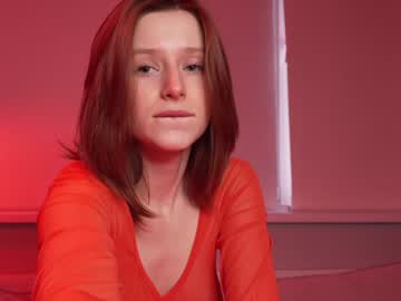 girl
        toxl cam image #3783369