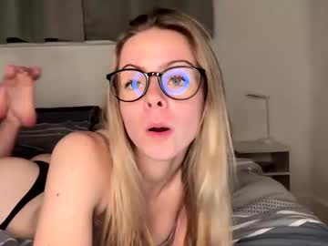 girl
        maisiexoxo cam image #3770037