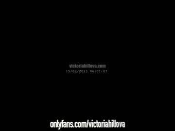 girl
        victoriahillova cam image #1460173