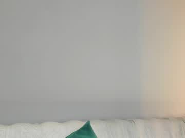 girl
        aria_diaz cam image #1014316