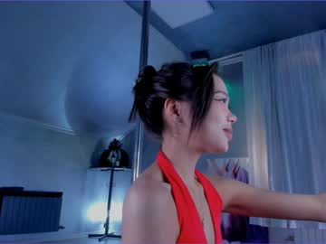 girl
        juliabeng1 cam image #2088100