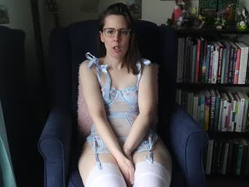 girl
        ellynaomi cam image #4402821