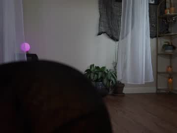 girl
        jadeperez_ cam image #1689240