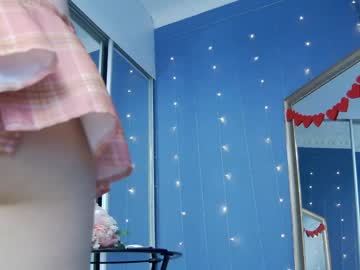 girl
        kriskras__ cam image #3237473
