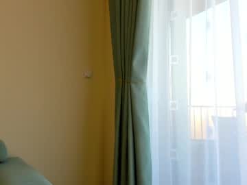 girl
        elaanna cam image #4161472