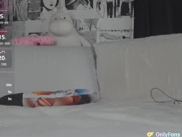 girl
        yogendub cam image #3509940