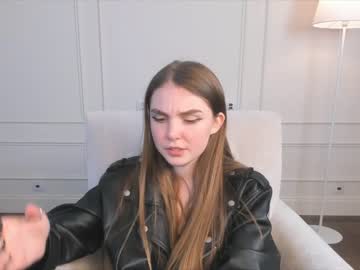 girl
        swetyway cam image #1699045