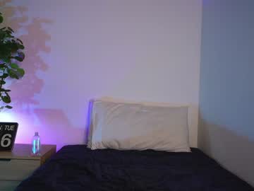 girl
        abiee__ cam image #2200565