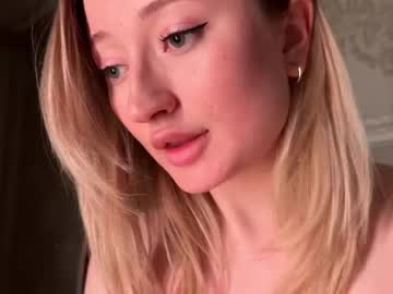 girl
        wendy_amber cam image #4220842