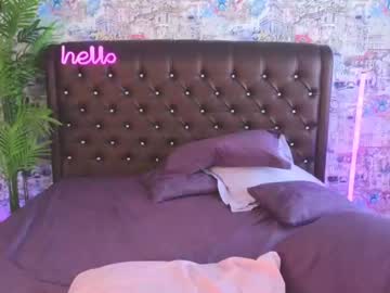 girl
        angelina_new cam image #2776696