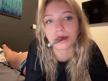 girl
        paigesylviaa cam image #4045205