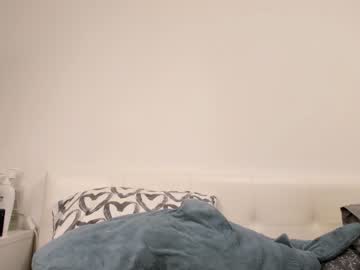 girl
        simply_sasha cam image #2192949