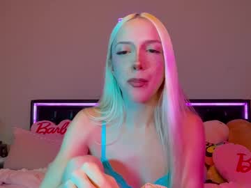 girl
        riababe cam image #4069549
