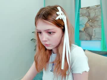 girl
        little_anitta cam image #2044541