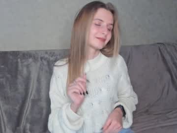 girl
        oliviasolis cam image #459266