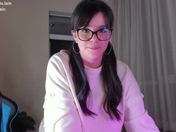 girl
        aavee cam image #129443
