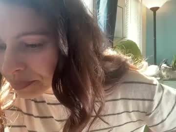 girl
        amysmilez cam image #4192093